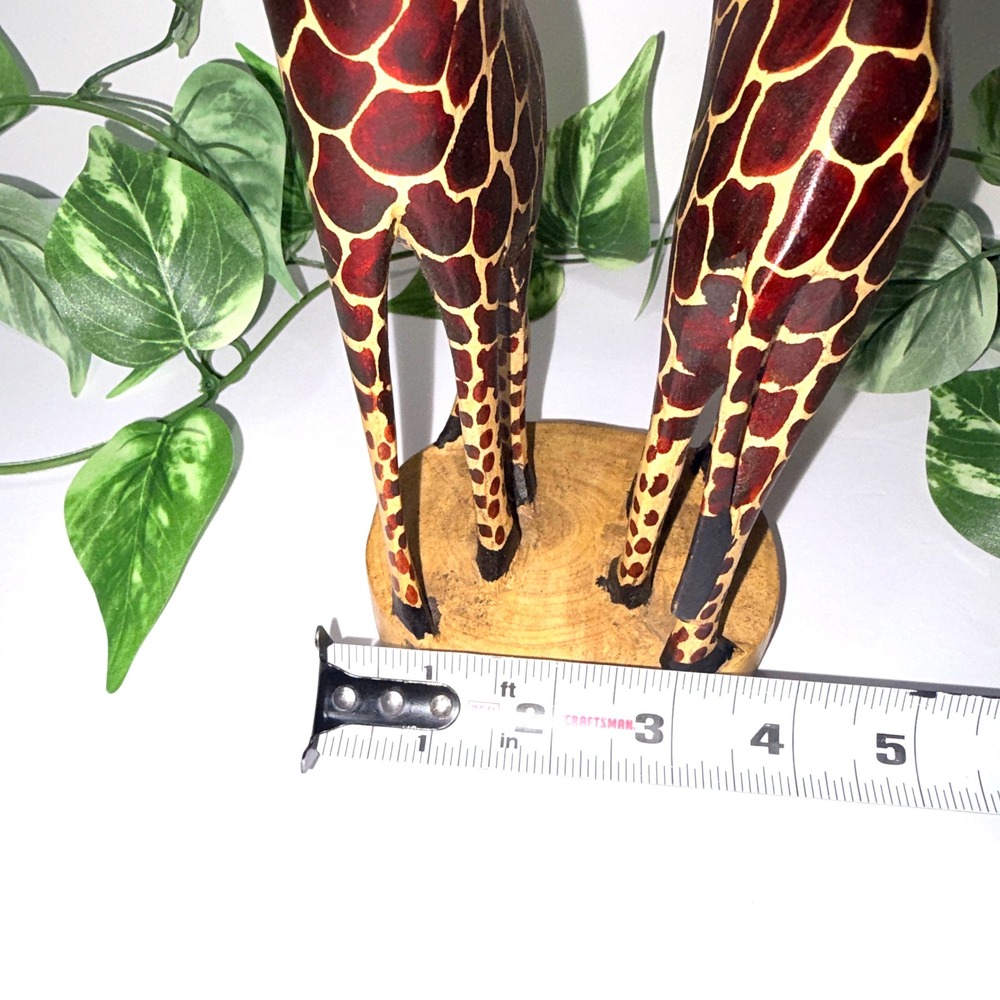 Hand Carved Wooden Giraffe Sculpture Intertwined Necks Hand Painted 12.5" - Picture 10 of 16